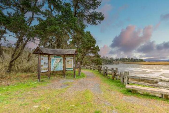 Nautical Escape - thumb 1