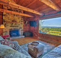 NEW Bedford Home w / Deck Views  Finished Basement - Tourism Bookings