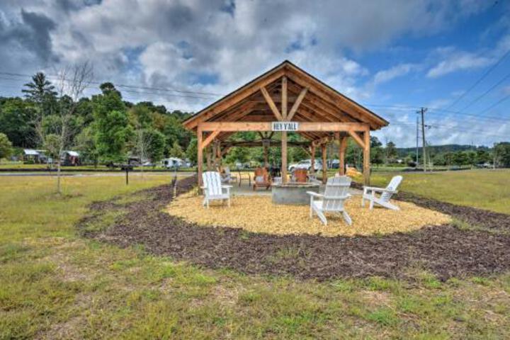 Secluded Morganton Tiny Home With Hot Tub Access! - thumb 7