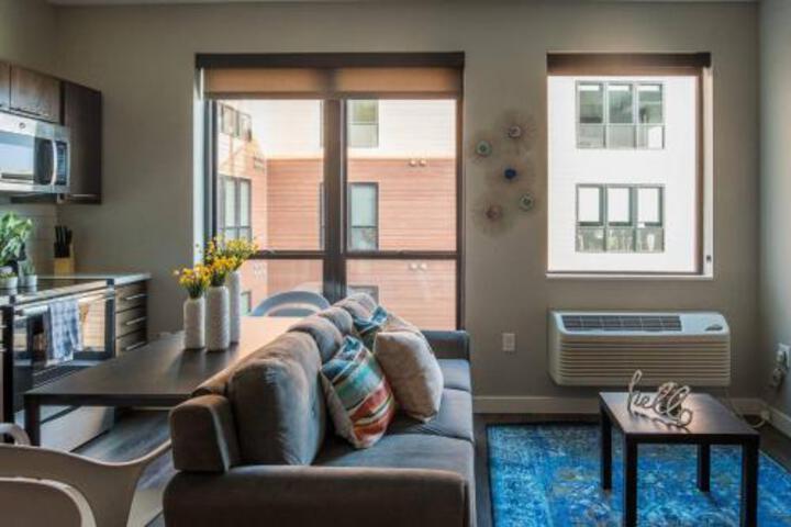 Serene & Cozy Studio In Western Gateway - thumb 5