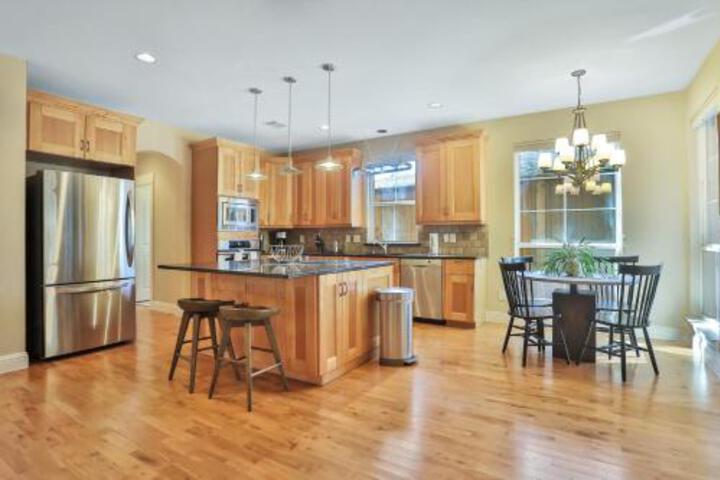 Oak Lawn Heights Paradise - thumb 3