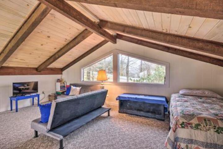 Beech Mountain Home W / Deck 3 Mins To Skiing - thumb 2