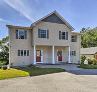 South Kingstown Home Located on URI Campus - USA Accommodation
