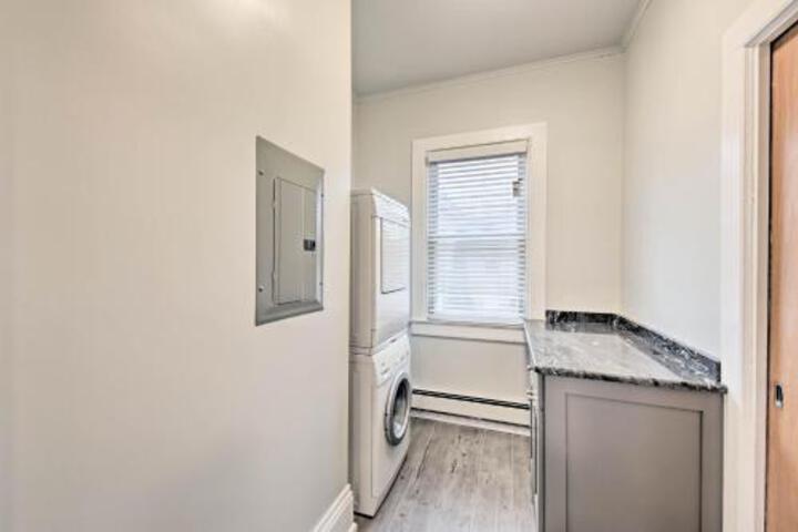 Updated Sheboygan Home W / Porch Less Than 1 Mi To Beach - thumb 0