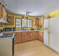 Robins Nest Cottage w / Hot Tub Near Lake - Tourism Bookings