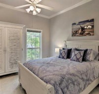 Seacrest Home w / Patio 5 Min. Walk to Beach - Tourism Bookings