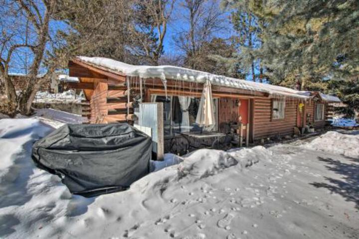 Walk To Lava Hot Springs Pools From Cozy Cabin! - thumb 1