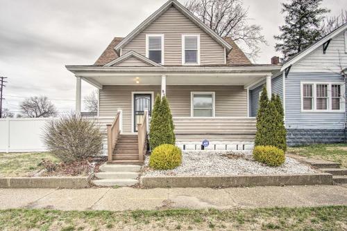 NEW Muskegon Home W / Fire Pit & Patio Mins To Lake - thumb 6