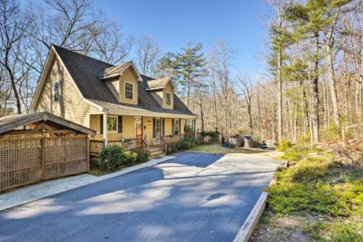 Remote Hendersonville Home With Deck & Fire Pit! - thumb 2