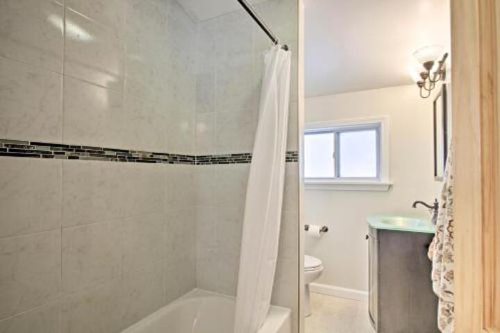 North Conway Home With Sunroom Near Saco River! - thumb 3