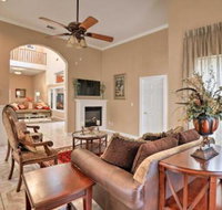 Upscale DeSoto Home 16 Mi. to Downtown Dallas - Tourism Bookings