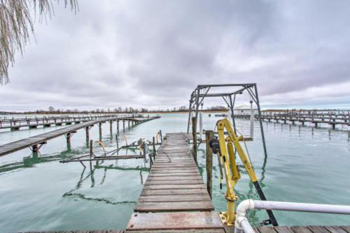 Waterfront Algonac House With Deck & Grill! - thumb 3