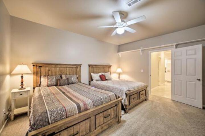 Bentonville Home With Pool Table 2 Mi To Downtown! - thumb 1