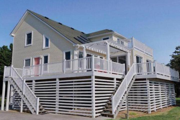 SV133 BERRY By THE BAY - thumb 3