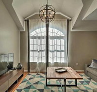 Modern Elizabeth Apt by Dining  NYC Transit - Tourism Bookings