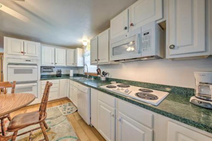 Outer Banks Cottage Walk To Frisco Beach! - thumb 6