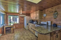 White Lake Home w / Patio Fire Pit Boat Dock