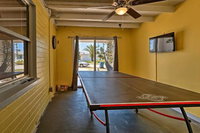 Vibrant Ormond Beach House Walk to Ocean