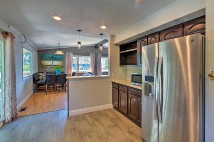 NEW Anchorage Home W / Theatre By Turnagain Arm! - thumb 4