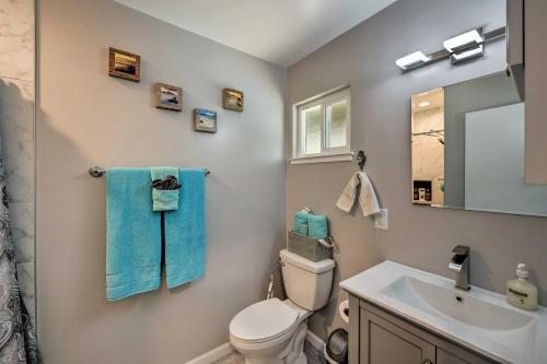 NEW Remodeled Sacramento Home W / Private Patio+Pool - thumb 2