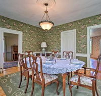 Historic Arlington Deming House on Route 7A - Tourism Bookings