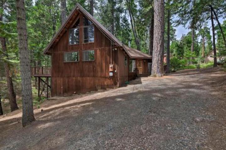 Cabin With BBQ Deck Near Big Trees State Park! - thumb 1