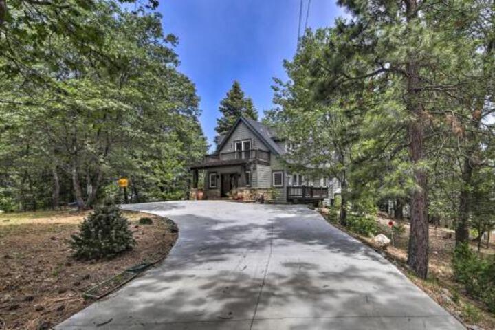 Incredible Lake Arrowhead Home With Views & Decks! - thumb 2