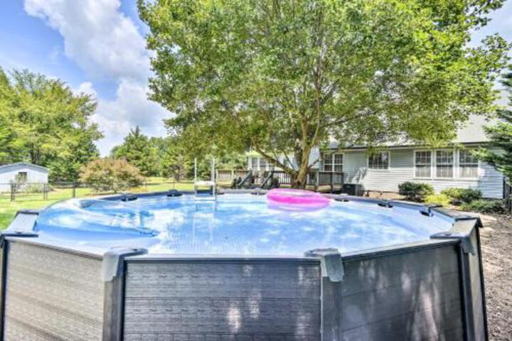 1 Acre Family Home W / Pool 11 Mi To Greensboro - thumb 0