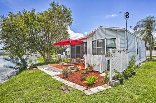 NEW Quiet Fort Myers Home W / Pond View 4Mi To Beach - thumb 4
