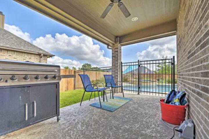 Luxurious College Station Home W / Pool+Patio! - thumb 2