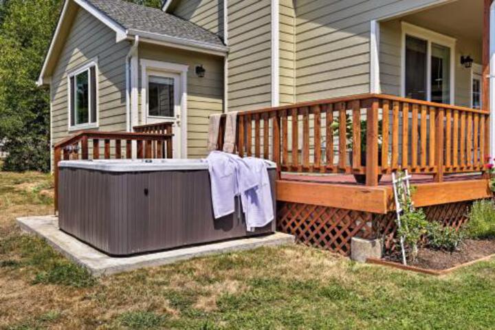 McMinnville Wine Country Home W / Hot Tub+Deck - thumb 1