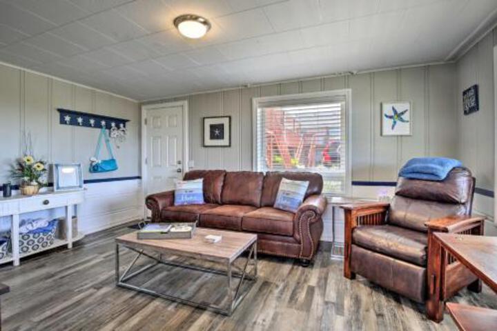 Oceanfront Rockaway Beach Condo: Pet Friendly - thumb 4