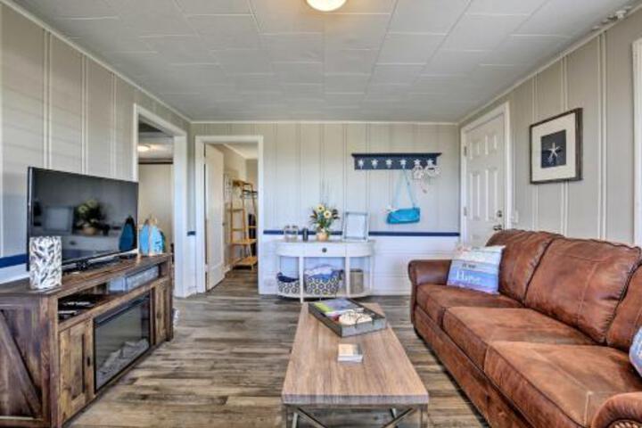 Oceanfront Rockaway Beach Condo: Pet Friendly - thumb 5