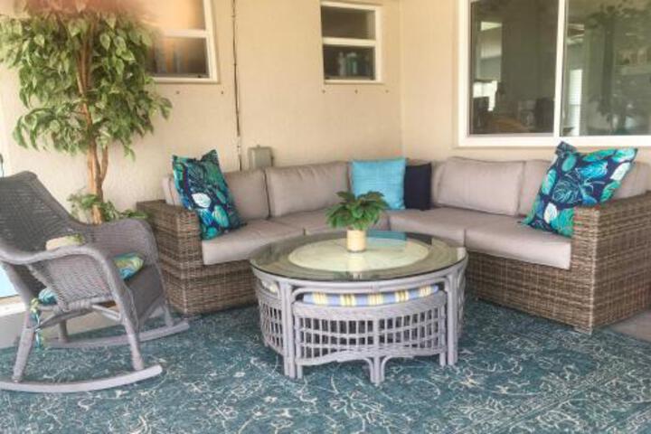 Satellite Beach Home With Grill Walk To Beach! - thumb 1