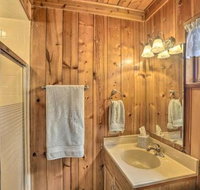 Waterfront Lake Placid Home w / Private Dock - China Accommodation