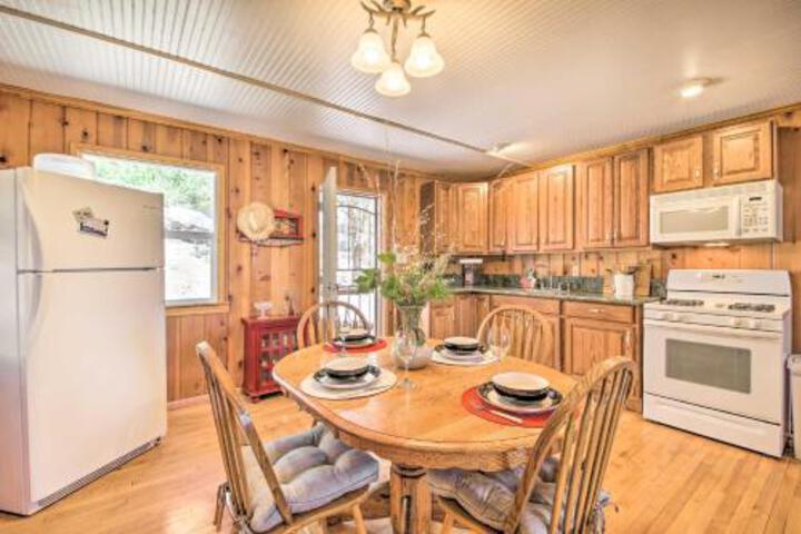 Cabin W / Patio+Grill Less Than .5 Mi To Running Springs - thumb 1