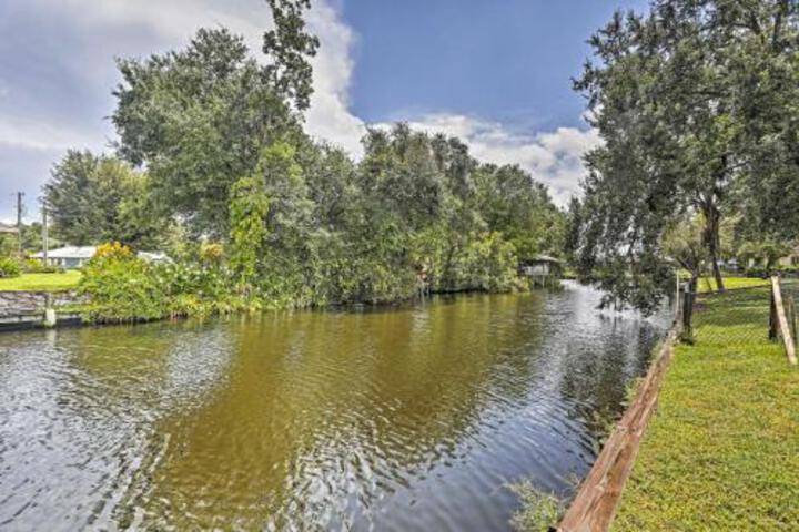 Waterfront Lake Placid Home W / Pontoon+Kayaks! - thumb 4