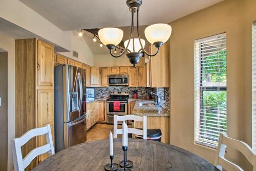 NEW Upscale Scottsdale Home Spa Grill Game Room - thumb 3