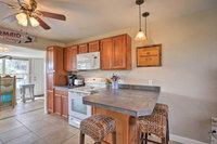 Pet Friendly Ormond Beach Home Walk to Ocean