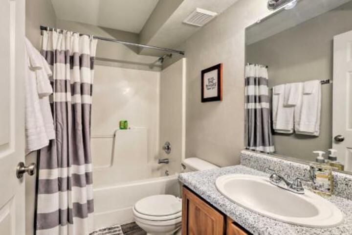 Tallahassee Apartment Less Than 1 Mile To FSU Campus! - thumb 5