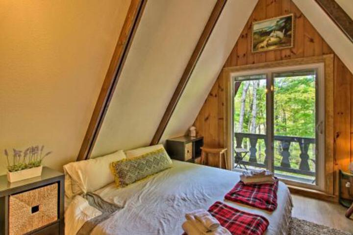 Ski Chalet On Saco With Mtn View 2Mi To Attitash - thumb 0