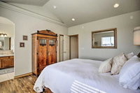 Polished McMinnville House Less Than 2 Mi. from Town