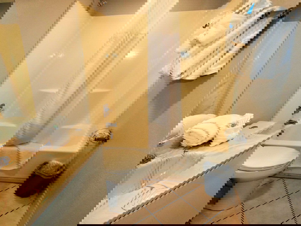 0601 Waters Edge Resort Condo - thumb 3