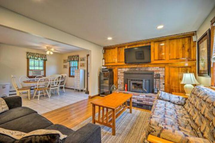 East Falmouth Home W / Pool Near Downtown & Beach - thumb 5