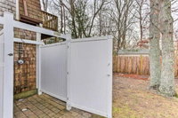 Spacious East Falmouth House Walk to Great Pond