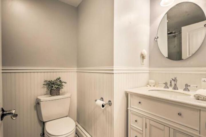 Cape Cod Home W / Deck+Grill 2 Mi To Beach! - thumb 0