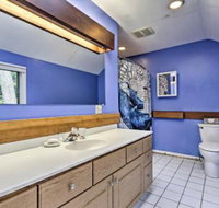 Cape Cod Home with Patio Grill & Beach Access! - Tourism Bookings