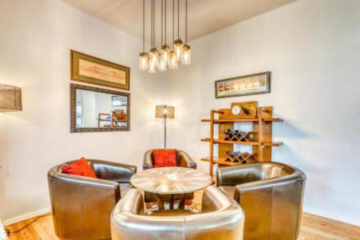 Modern Boise Getaway - thumb 0