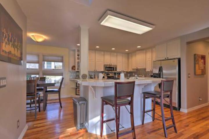 Flagstaff Townhome W / Country Club Amenities! - thumb 5