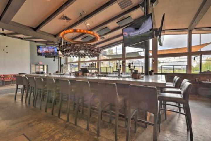 Flagstaff Townhome W / Country Club Amenities! - thumb 6